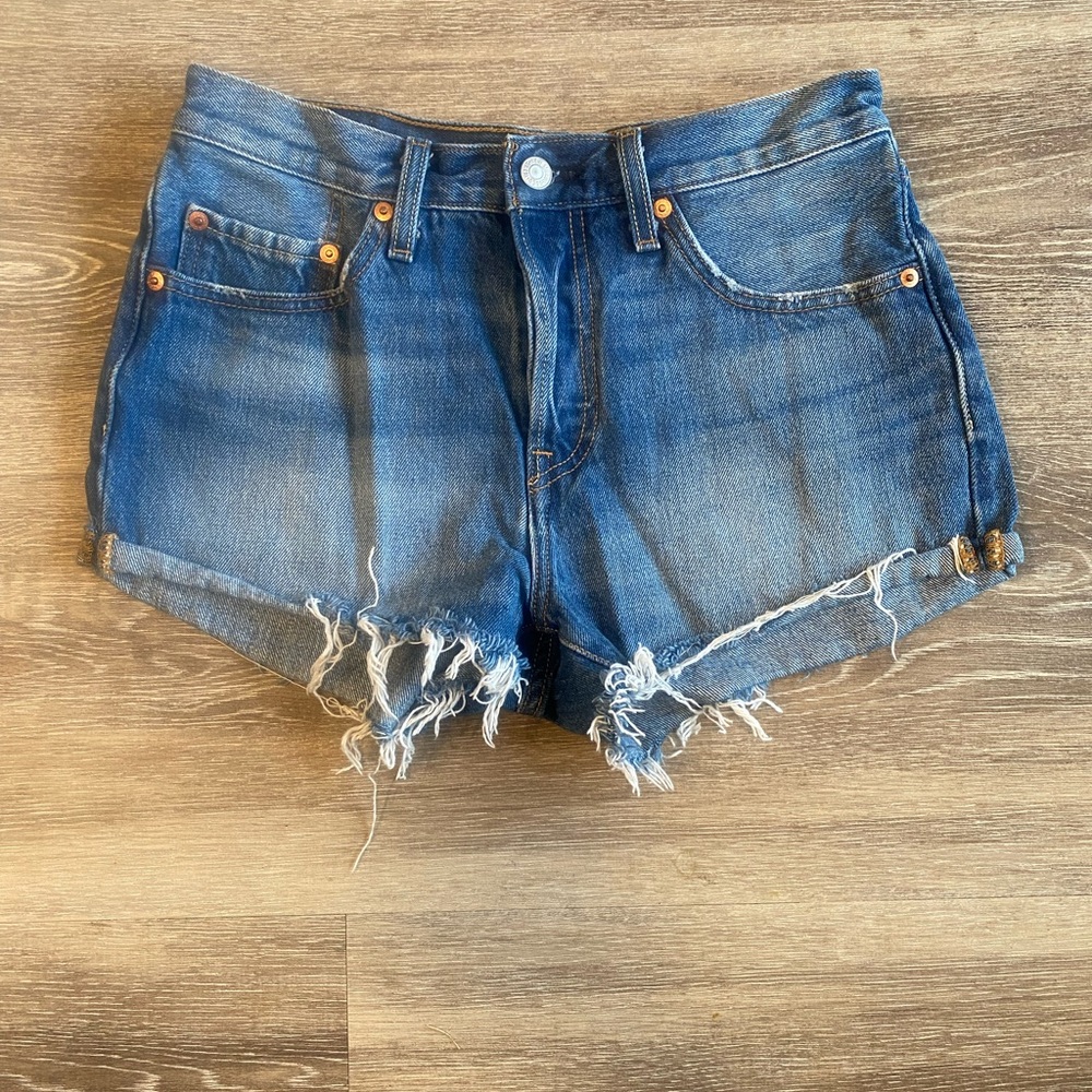 Levi’s 501 Women’s Jean Shorts